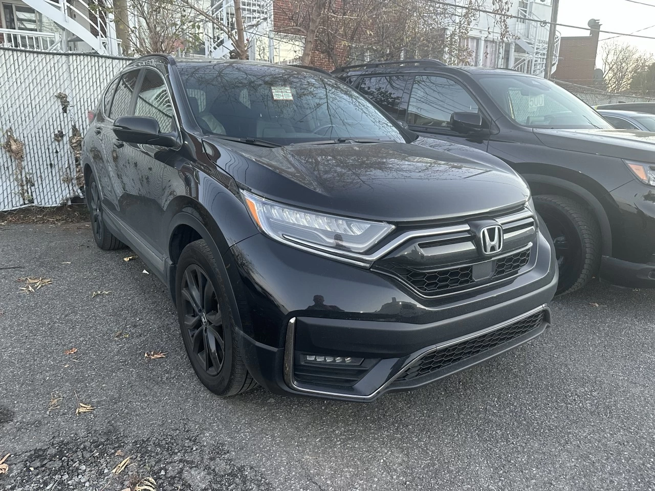 2022 Honda CR-V Touring/Black Edition https://www.lombardihonda.com/resize/b990ff35b810a3abc0cc817b2ca24889-1