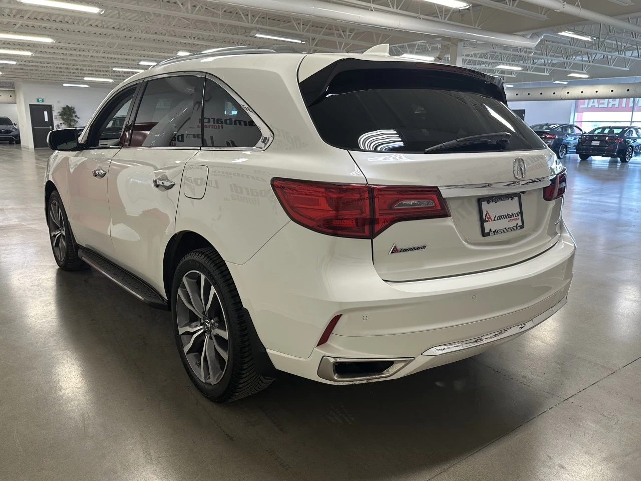 2019 Acura MDX
                                                    Elite Image principale