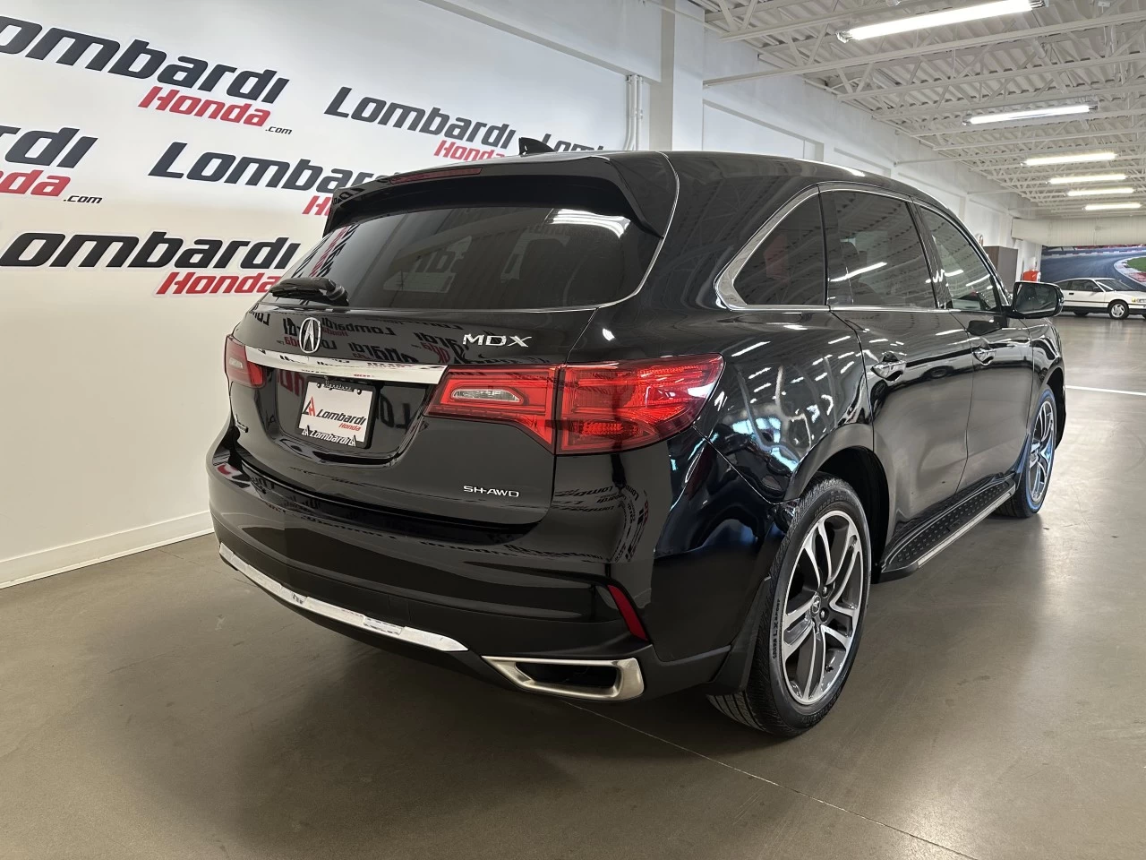 2018 Acura MDX
                                                    Tech Image principale