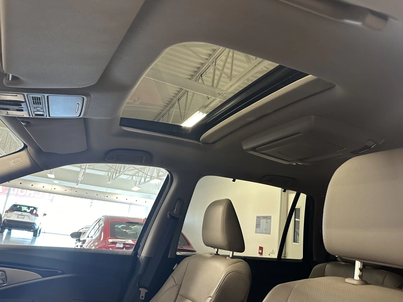 2021 Honda Pilot
                                                    Touring 8-Passenger Main Image