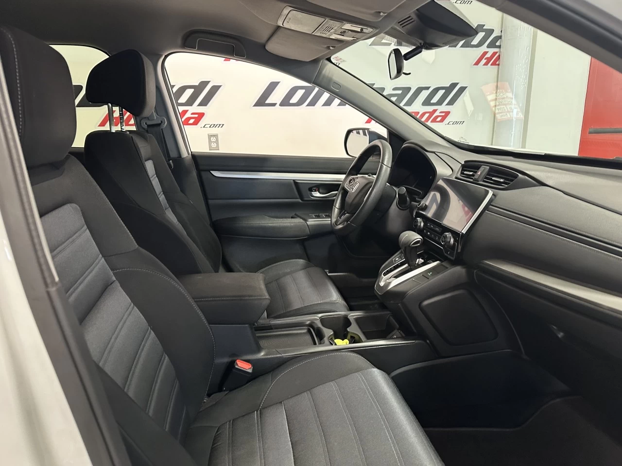 2019 Honda CR-V
                                                    LX Image principale