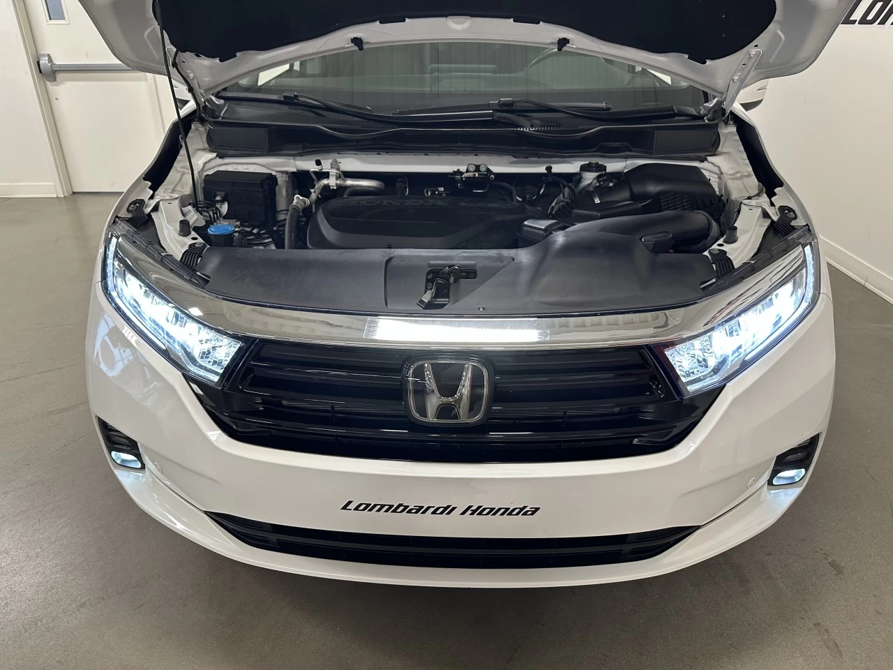 2022 Honda Odyssey
                                                    EX-L Main Image