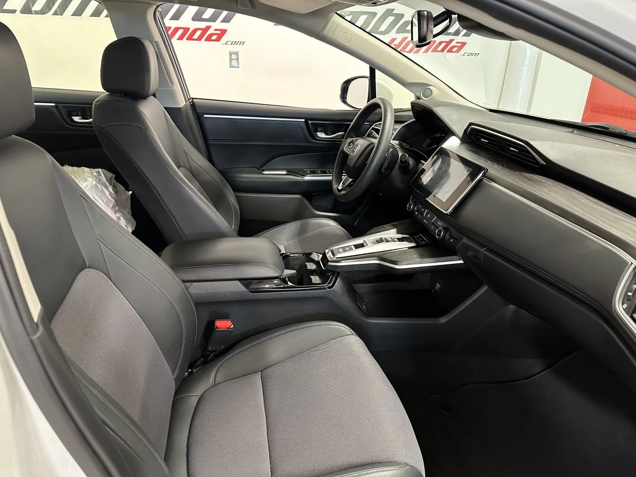 2019 Honda Clarity
                                                    Sedan Image principale