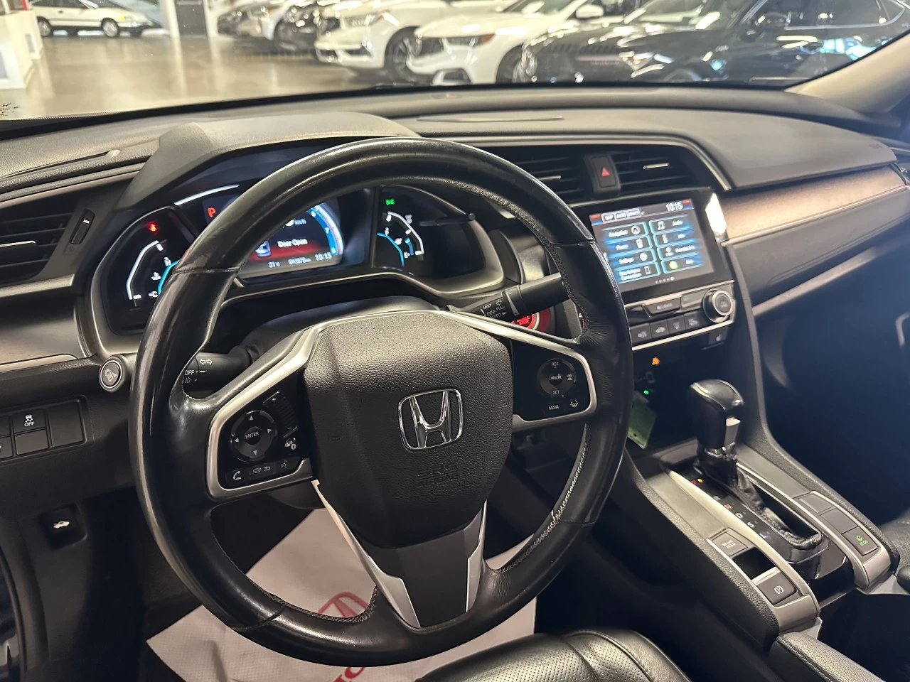 2016 Honda Civic
                                                    Touring Main Image