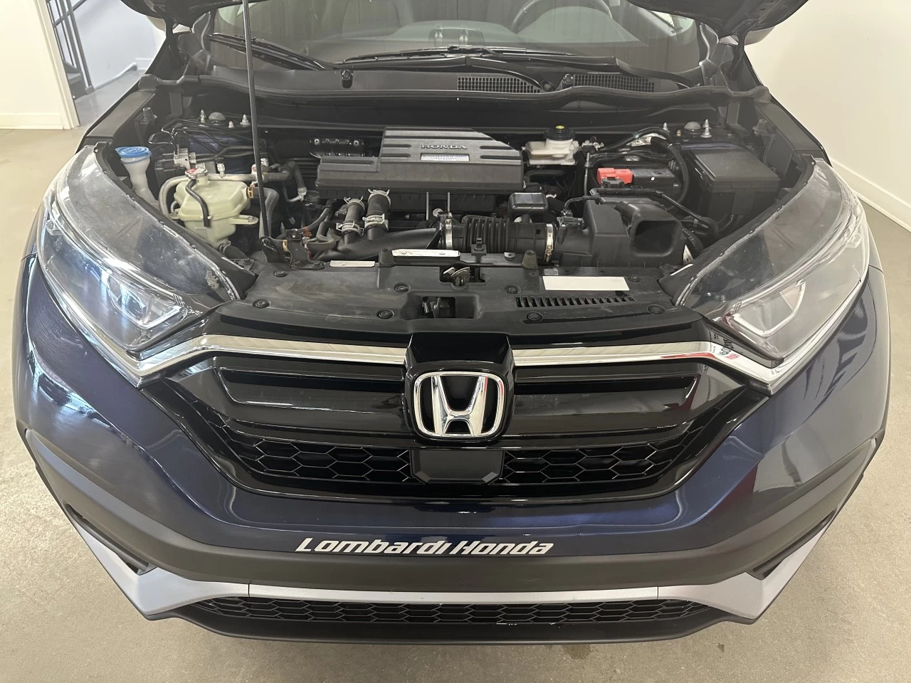 2021 Honda CR-V EX-L https://www.lombardihonda.com/resize/b990ff35b810a3abc0cc817b2ca24889-1