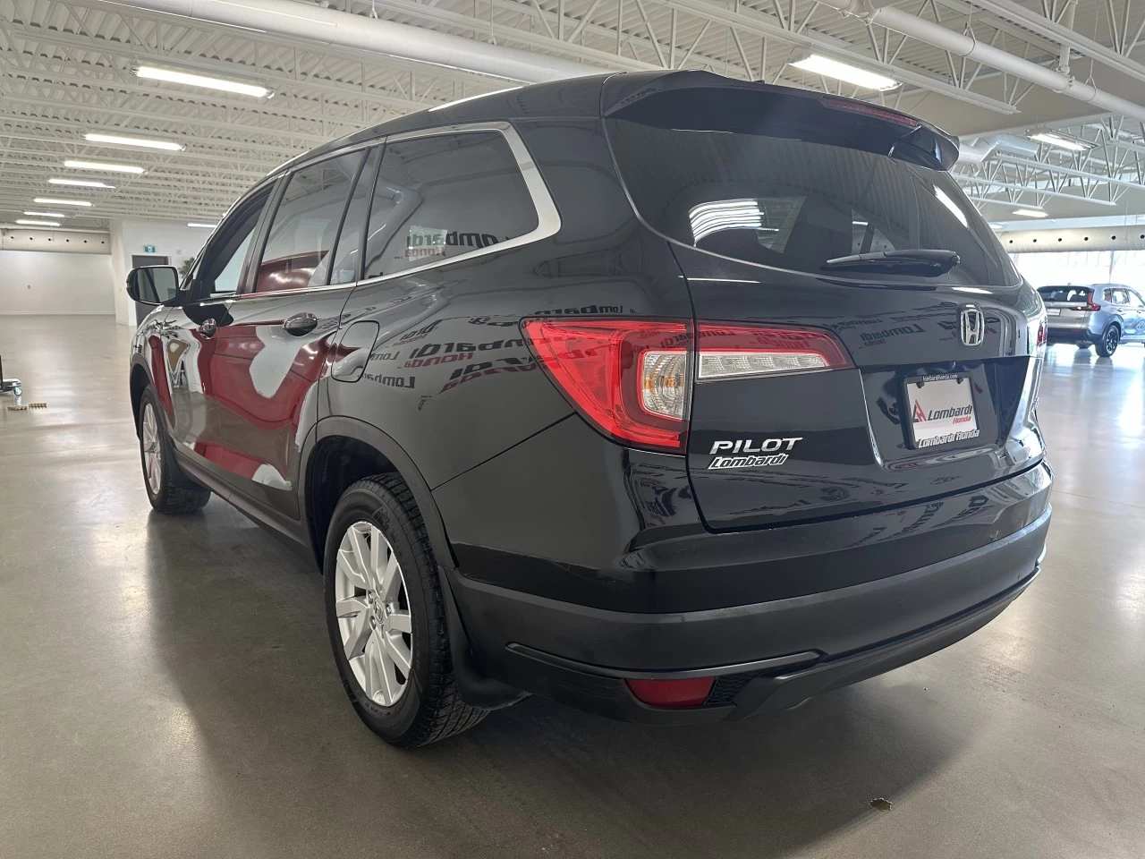 2019 Honda Pilot
                                                    LX Main Image