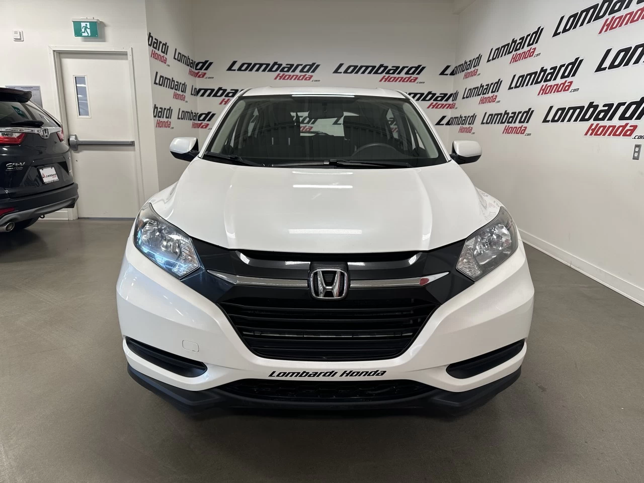 2016 Honda HR-V
                                                    LX Image principale