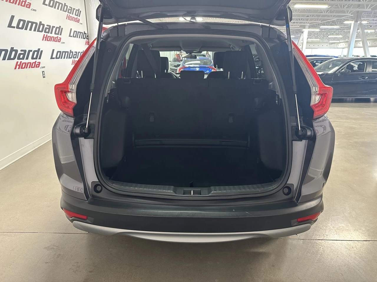 2018 Honda CR-V
                                                    LX Image principale