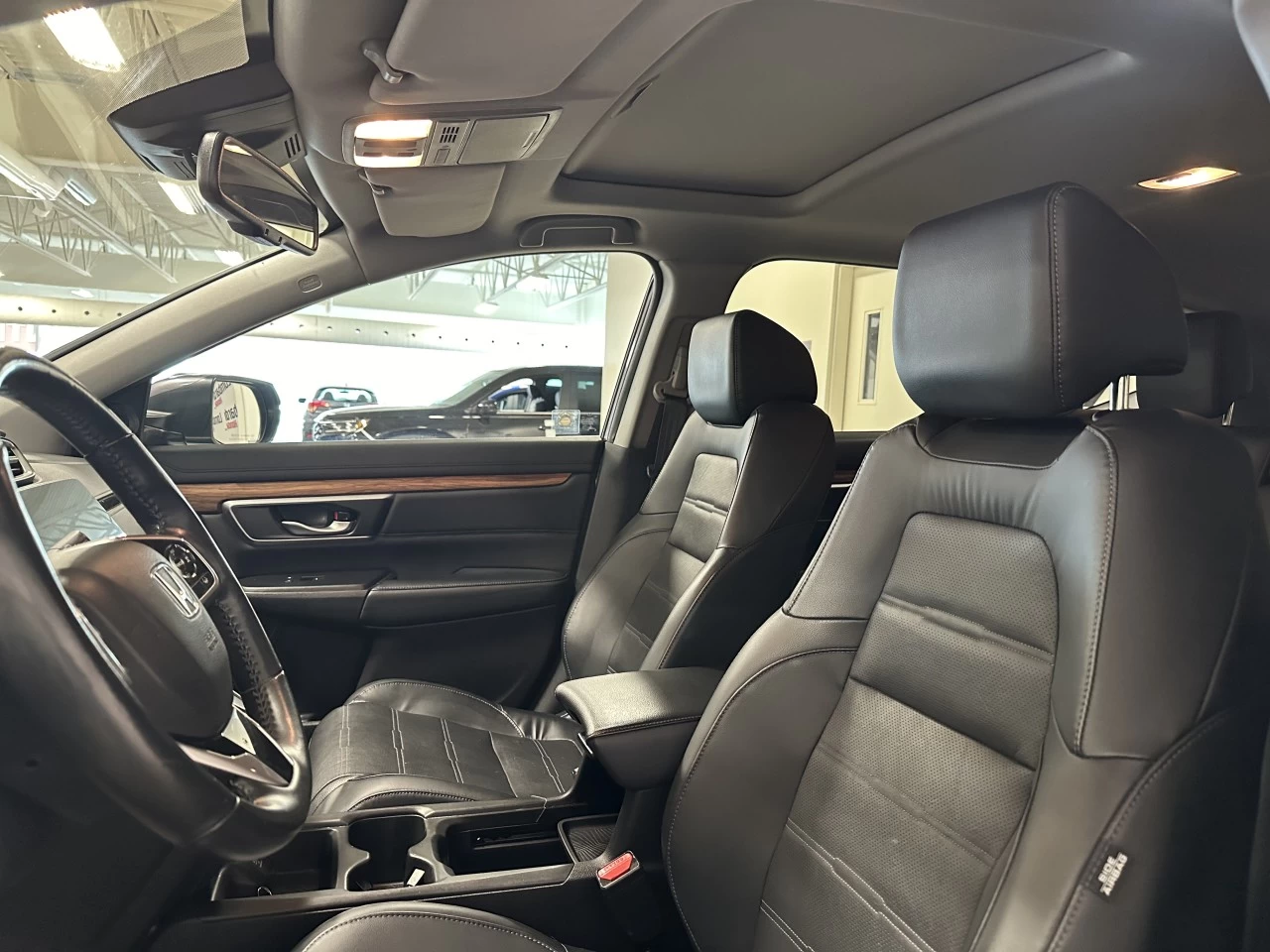 2019 Honda CR-V
                                                    EX-L Main Image