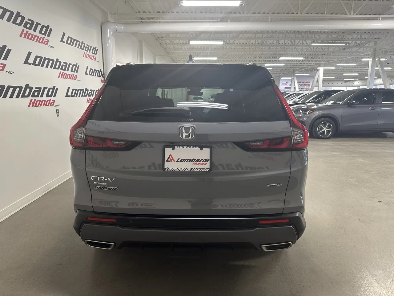 2023 Honda CR-V
                                                    Touring-Hybride Image principale