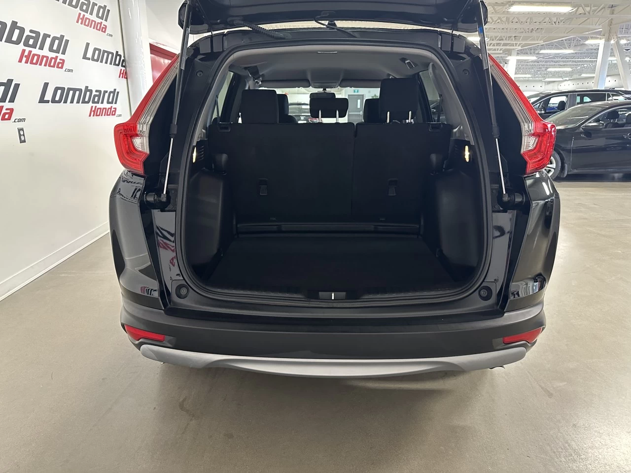 2019 Honda CR-V LX https://www.lombardihonda.com/resize/b990ff35b810a3abc0cc817b2ca24889-1