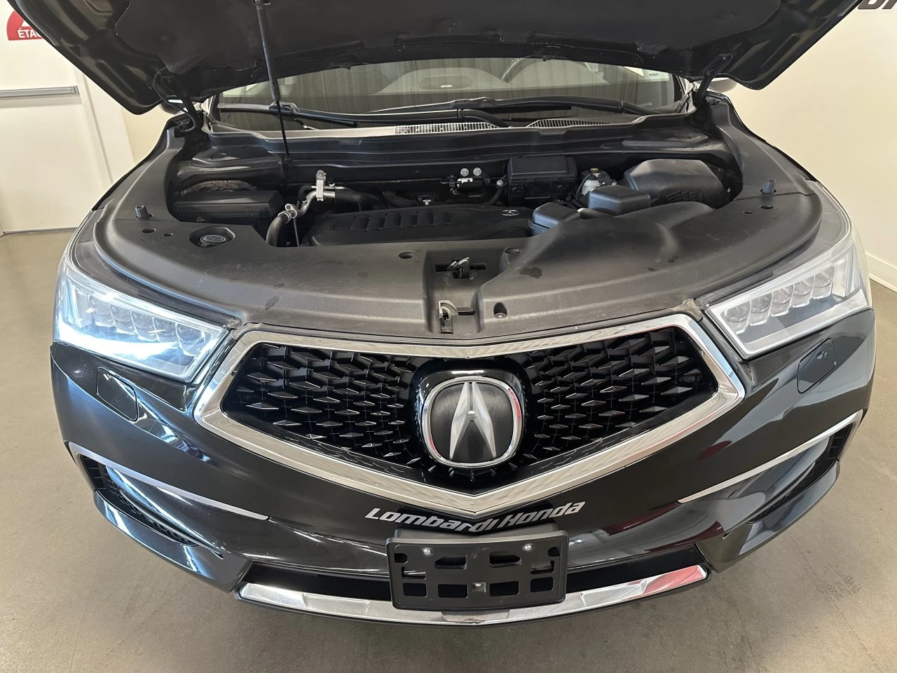 2018 Acura MDX
                                                    Tech Image principale