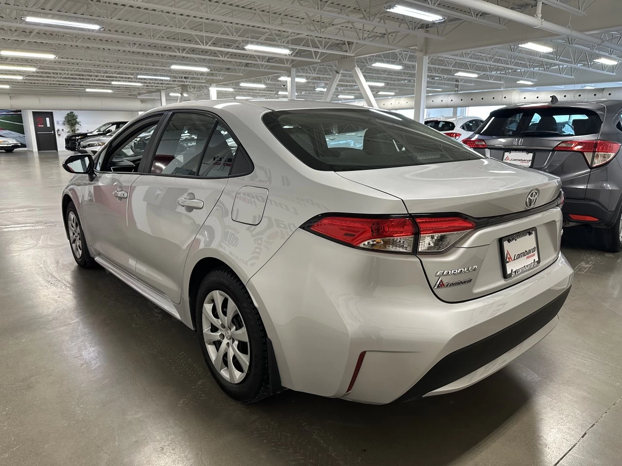 2022 Toyota Corolla
                                                    L/LE/XLE Image principale