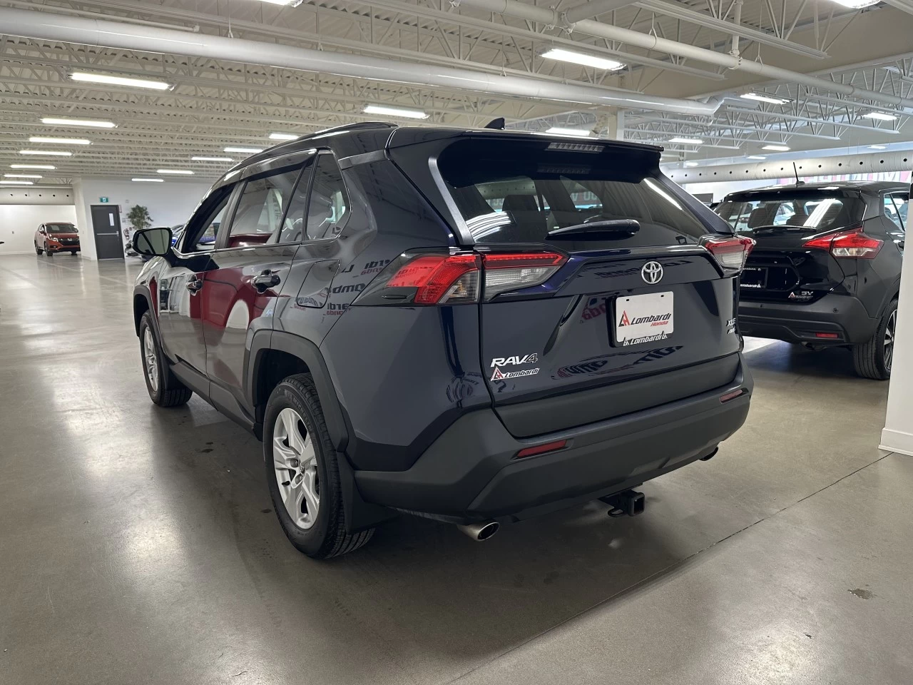 2019 Toyota RAV4
                                                    XLE Image principale