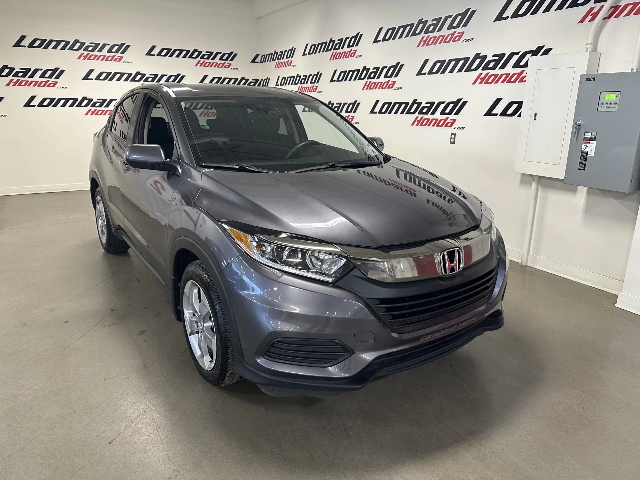 2022 Honda HR-V LX https://www.lombardihonda.com/resize/b990ff35b810a3abc0cc817b2ca24889-1