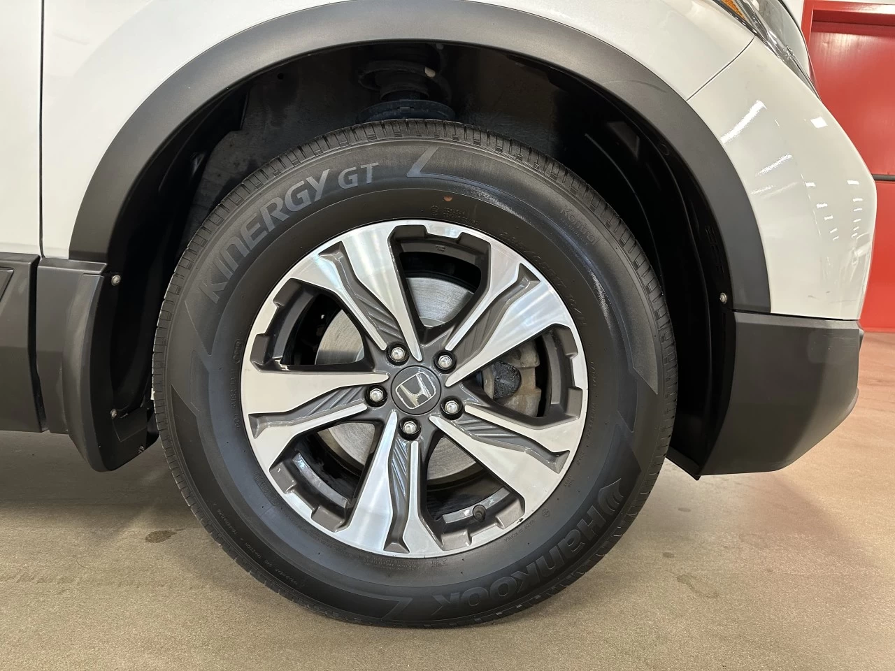 2019 Honda CR-V
                                                    LX Main Image
