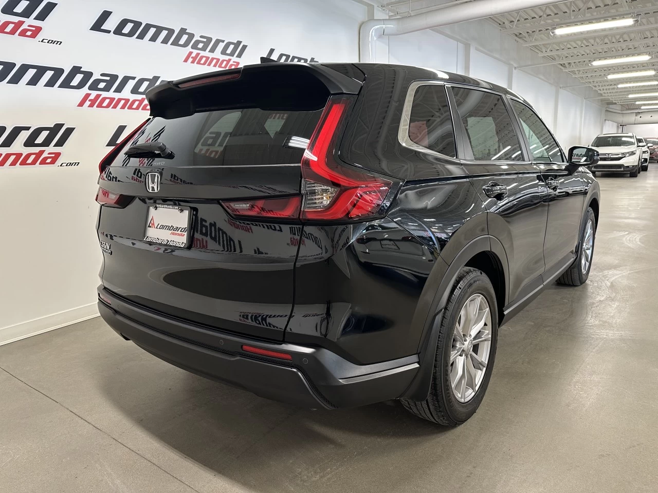 2023 Honda CR-V EX-L https://www.lombardihonda.com/resize/b990ff35b810a3abc0cc817b2ca24889-1