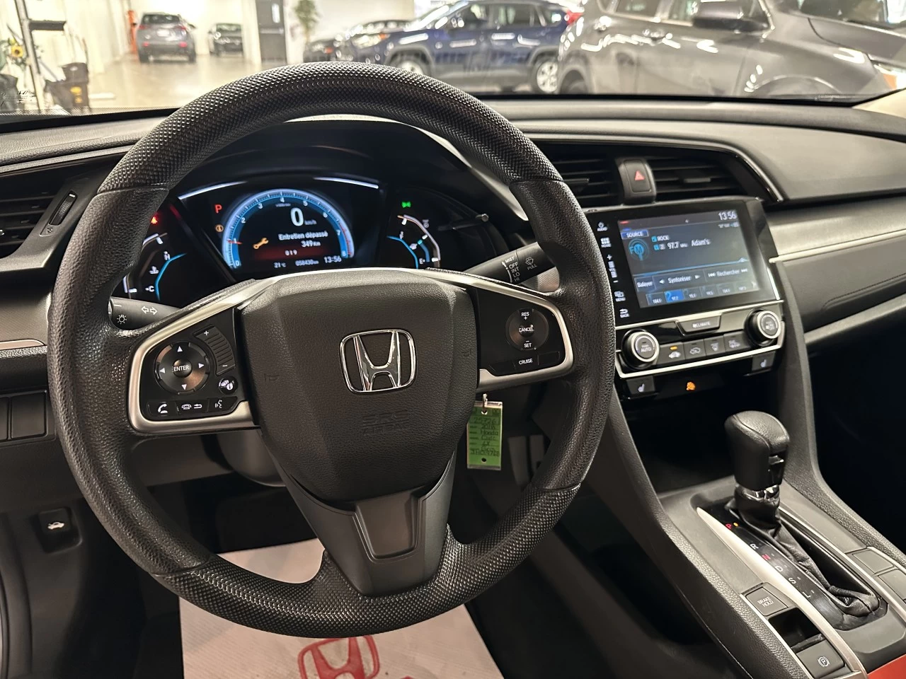 2018 Honda Civic
                                                    LX Image principale