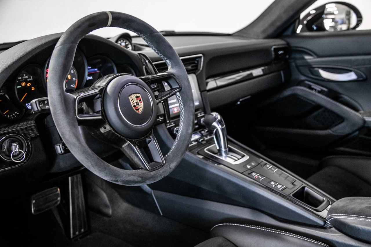 2019 Porsche 911 GT3 RS https://www.lombardihonda.com/resize/b990ff35b810a3abc0cc817b2ca24889-1