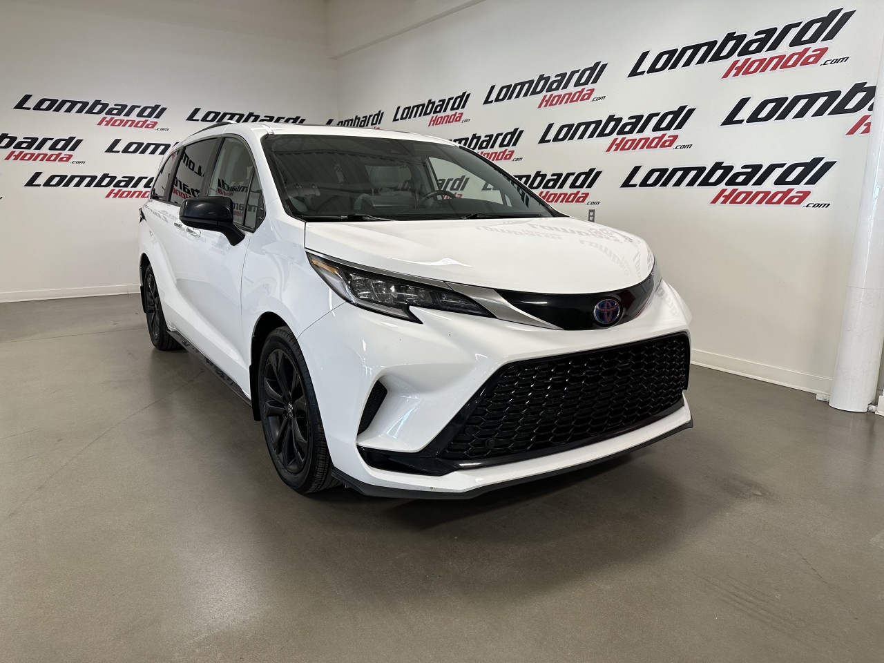 Toyota 2022 Sienna XSE