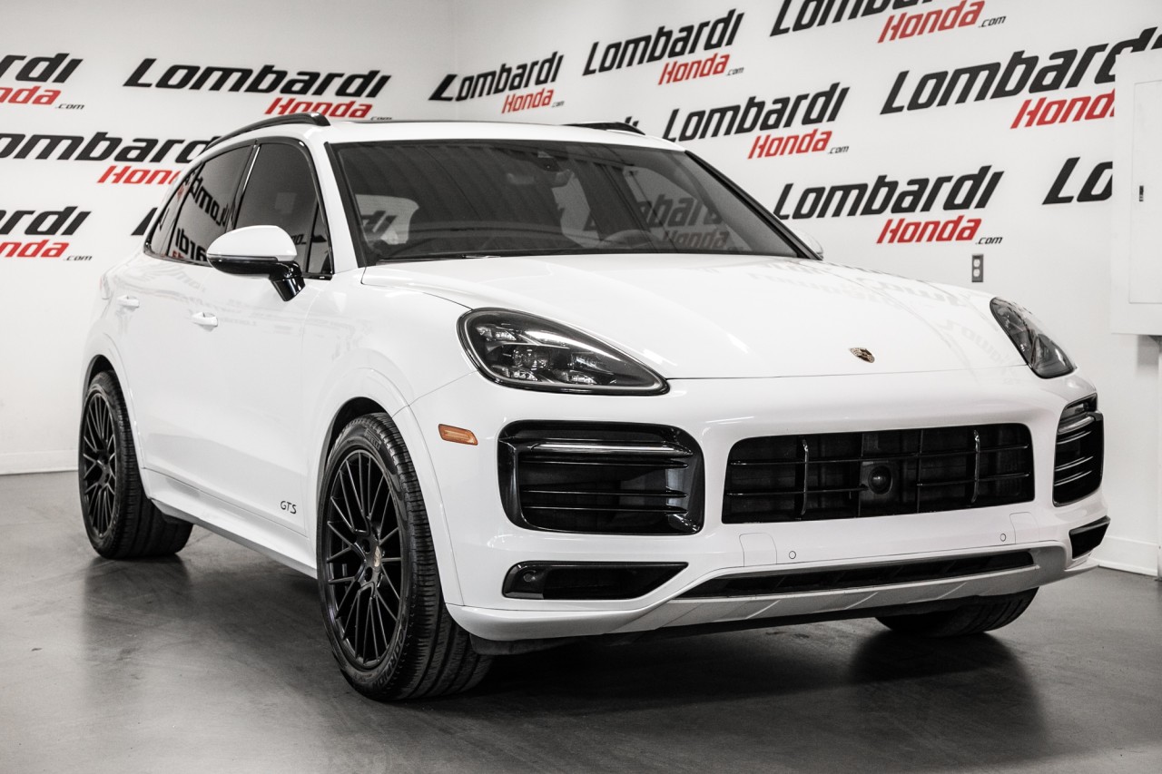 Porsche 2021 Cayenne GTS